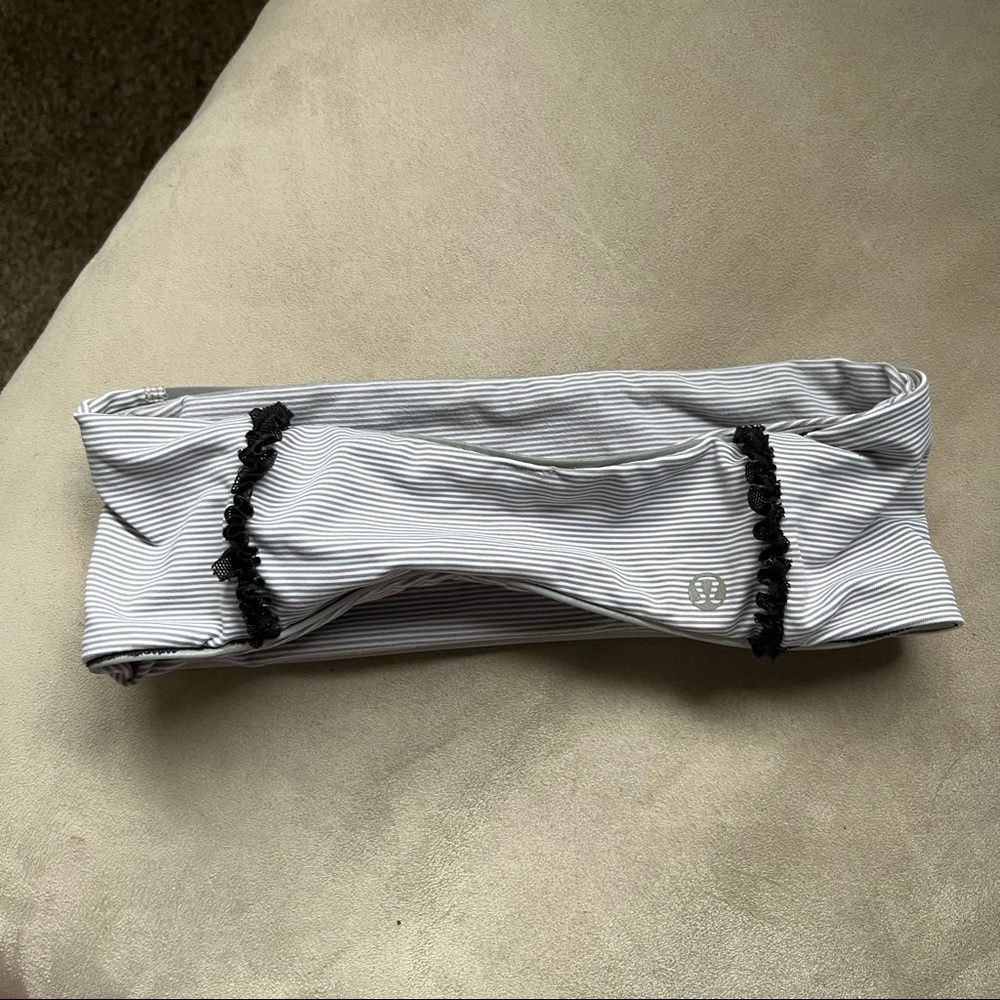 Lululemon bang buster headband reflective